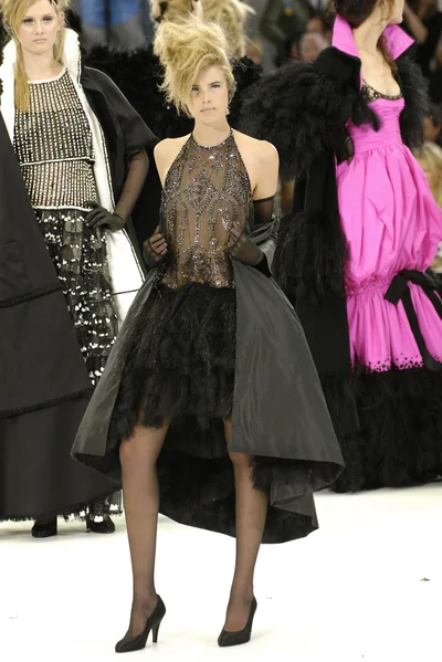 Look 26
